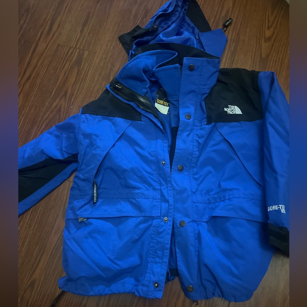 Youth The North Face blue black white multi jacket